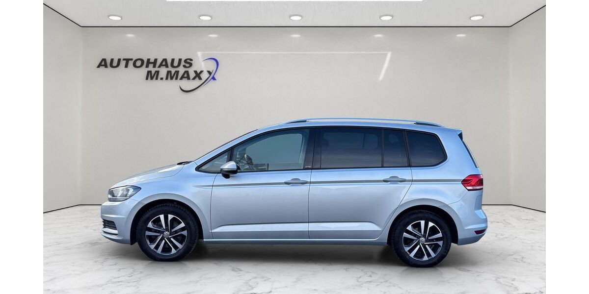 VW Touran 83.000 km 21.900 &euro; Nidderau 61130
