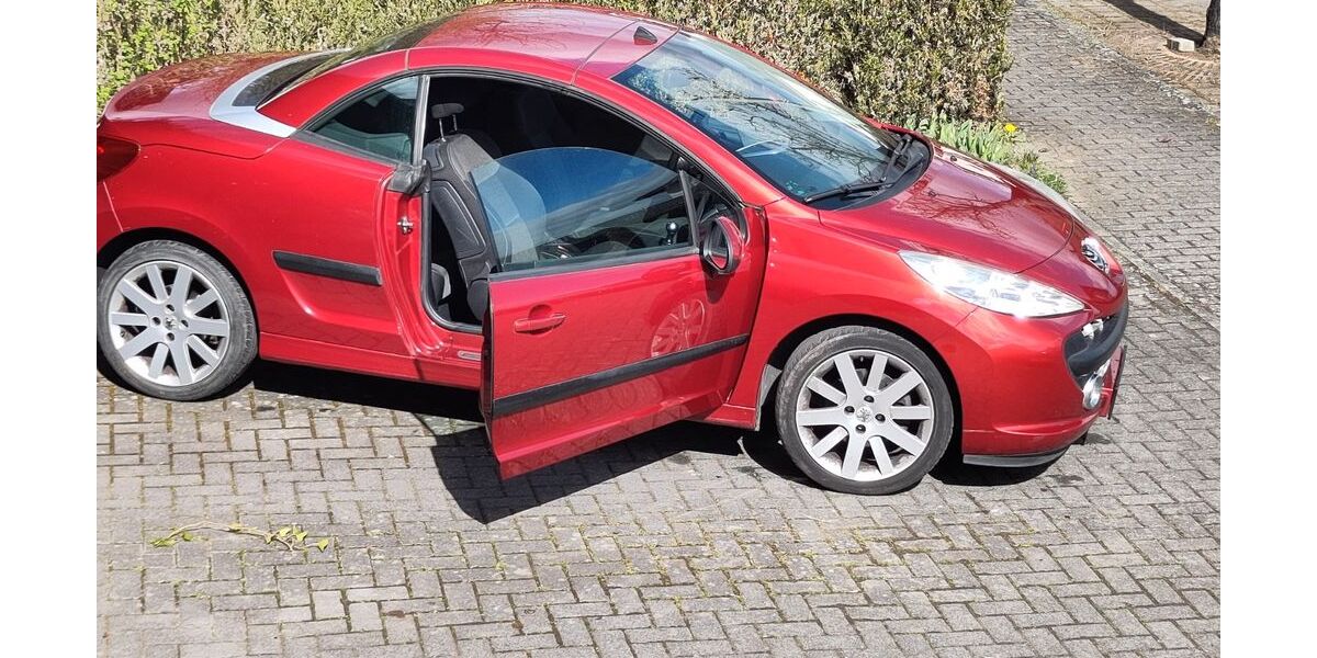 Peugeot 207 90.000 km 4.400 &euro; Büdingen 63654