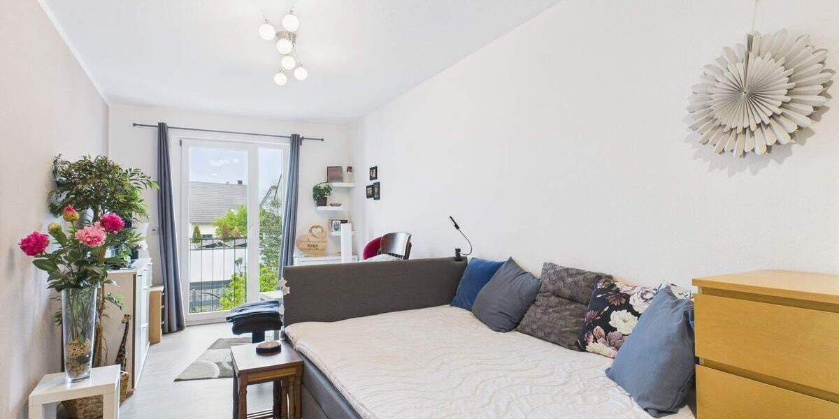 Reihenmittelhaus Rodgau Jügesheim - 7 Zimmer, 153 m&sup2;, 649.000&euro; | Angebot:25685770