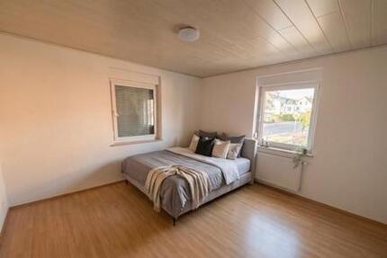 Wohnung Bruchköbel - 3 Zimmer, 70 m&sup2;, 1.100&euro; | Angebot:27629535