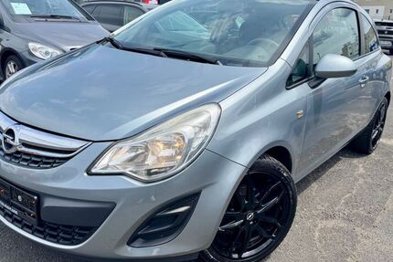Opel Corsa 180.900 km 2.890 &euro; Maintal 63477