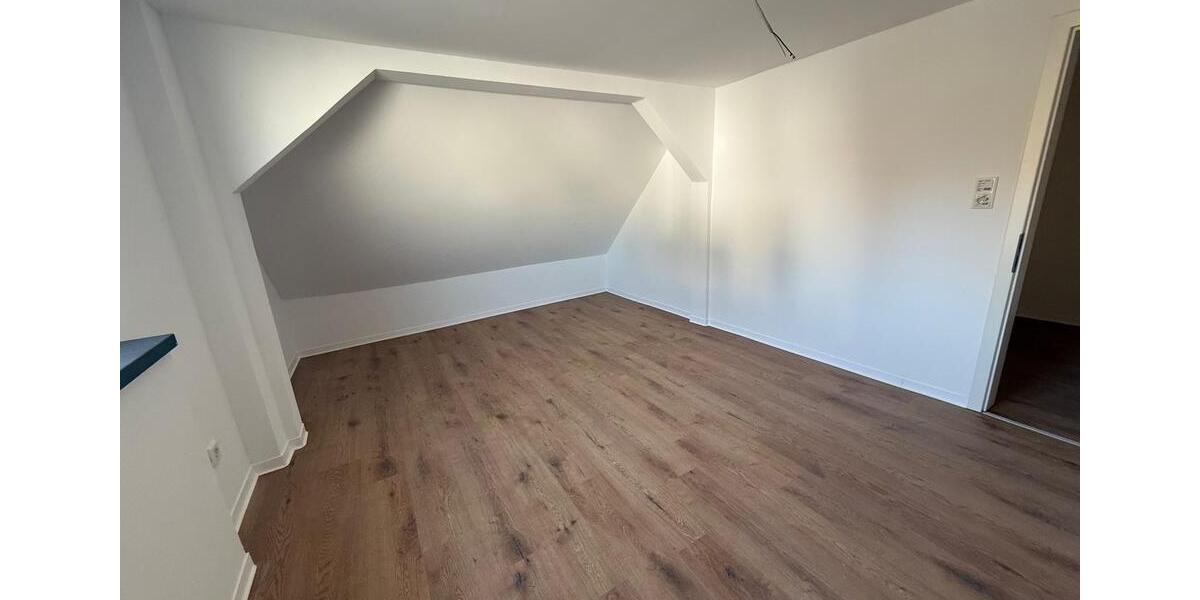 Einfamilienhaus Mühlheim am Main - 4 Zimmer, 120 m&sup2;, 1.500&euro; | Angebot:26372773
