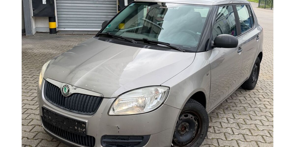Skoda Fabia 218.000 km 1.500 &euro; Frankfurt am Main 65933