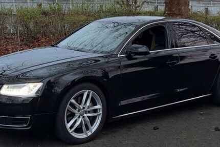 Audi A8 210.000 km 20.999 &euro; Frankfurt am Main 60486
