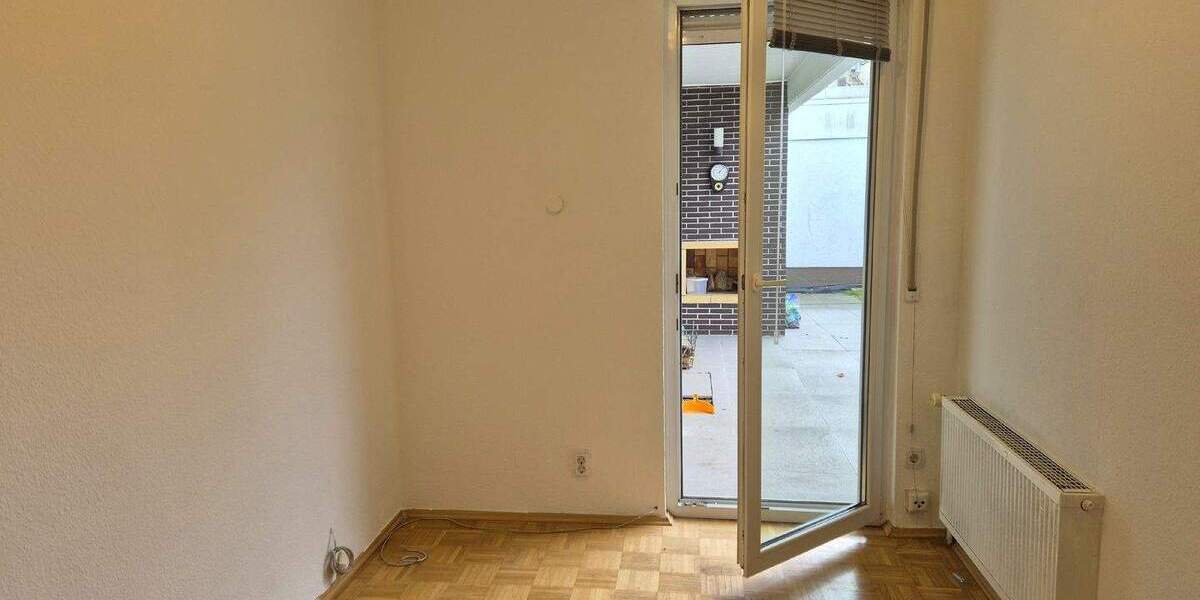 Mehrfamilienhaus, Wohnhaus Neu-Isenburg Gravenbruch - 4 Zimmer, 125 m&sup2;, 2.200&euro; | Angebot:25661015