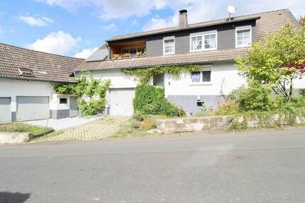 Haus Büdingen Rinderbügen - 8 Zimmer, 271.000&euro; | Angebot:26596064