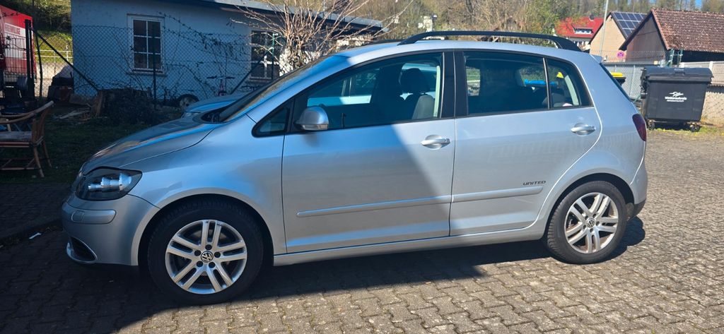 VW Golf Plus 133.000 km 5.450 &euro; Ortenberg 63683