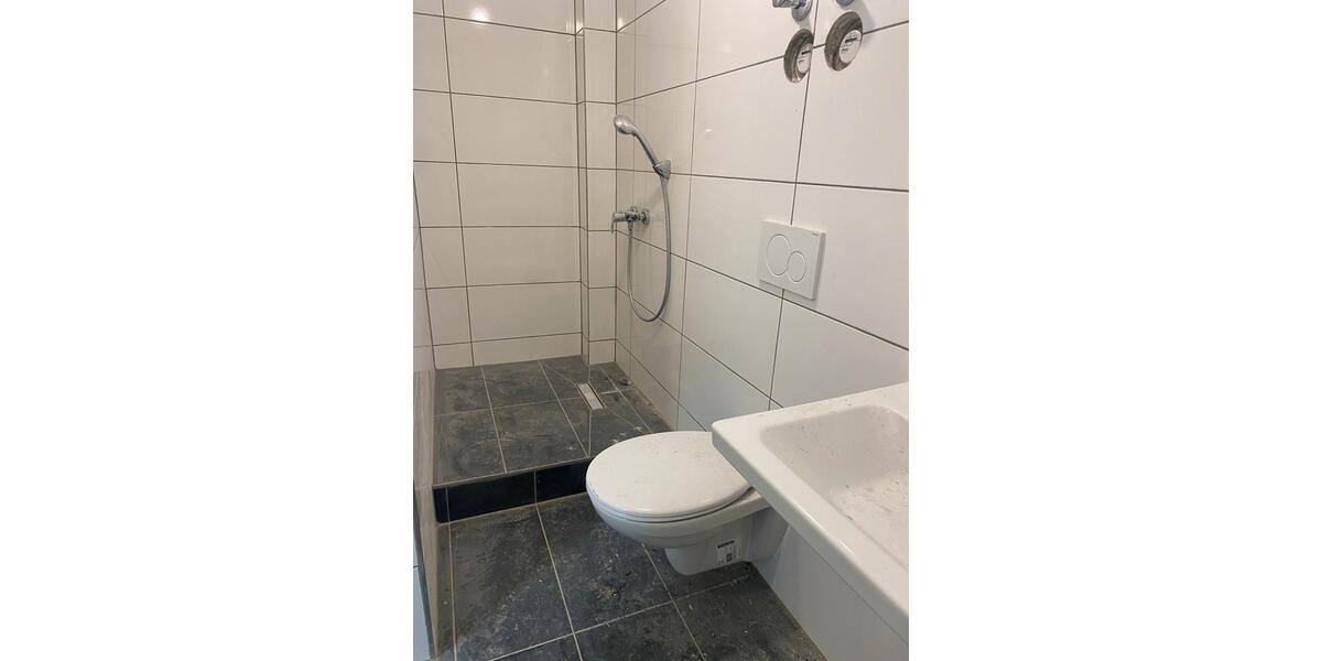 Etagenwohnung Gelnhausen - 4 Zimmer, 125 m&sup2;, 1.350&euro; | Angebot:26473327