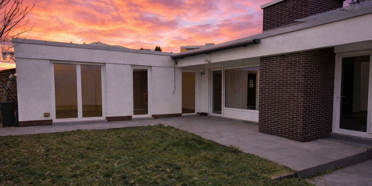 Mehrfamilienhaus, Wohnhaus Neu-Isenburg Gravenbruch - 4 Zimmer, 125 m&sup2;, 2.200&euro; | Angebot:25661015