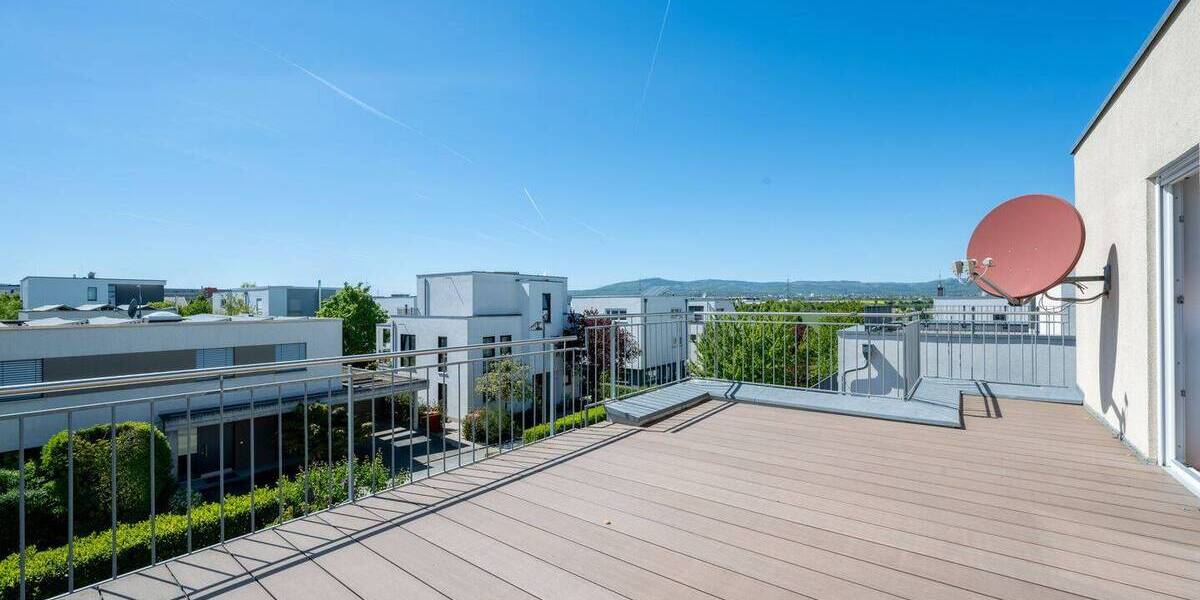 Einfamilienhaus Frankfurt am Main Kalbach-Riedberg - 8 Zimmer, 235 m&sup2;, 4.800&euro; | Angebot:26596231