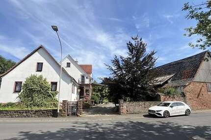 Haus Büdingen - 7 Zimmer, 205 m&sup2;, 395.000&euro; | Angebot:24395179