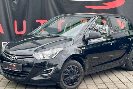 Hyundai i20 126.000 km 4.500 &euro; Mühlheim am main 63165