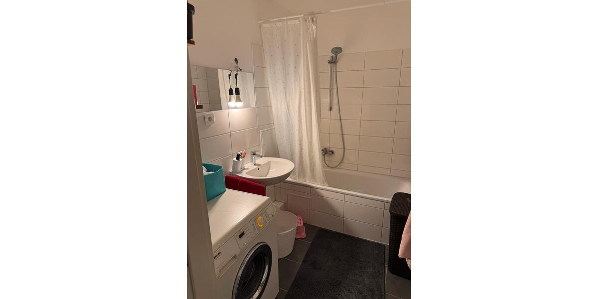 Etagenwohnung Maintal - 3 Zimmer, 77 m&sup2;, 975&euro; | Angebot:26512217