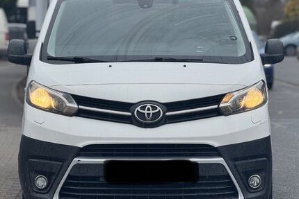 Toyota Proace (Verso) 213.000 km 9.450 &euro; Dieburg 64807
