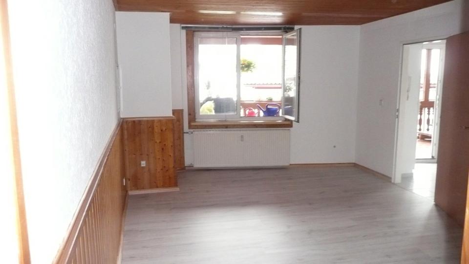 Etagenwohnung Nidderau - 2 Zimmer, 64 m&sup2;, 600&euro; | Angebot:26305405