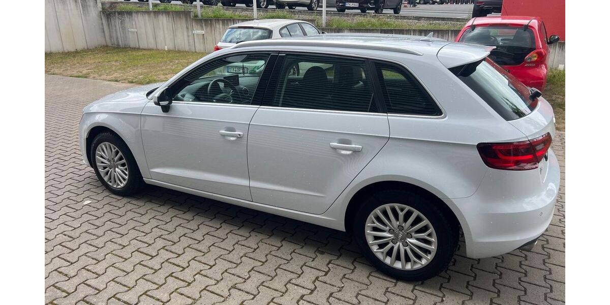 Audi A3 219.000 km 8.500 &euro; Eschborn 65760