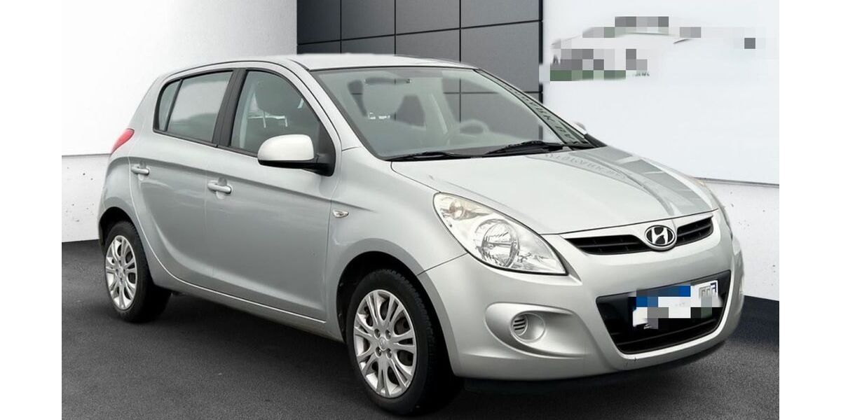 Hyundai i20 48.000 km 9.500 &euro; Bad Soden 65812