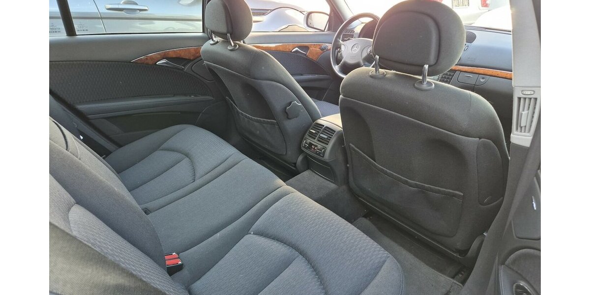 Mercedes-Benz E 220 T CDI Elegance, Klima, Automatik, Navigation 134.668 km 7.990 &euro; Rodgau 63110