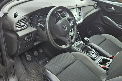 Opel Grandland (X) 57.000 km 14.300 &euro; Hanau 63454