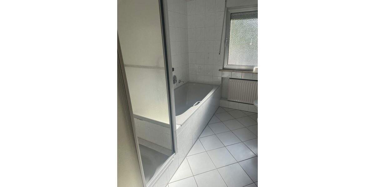 Doppelhaushälfte Frankfurt Harheim - 7 Zimmer, 170 m&sup2;, 600.000&euro; | Angebot:25820766
