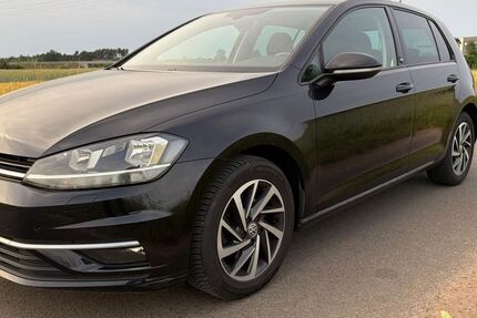 VW Golf 143.000 km 13.950 &euro; Karlstein 63791
