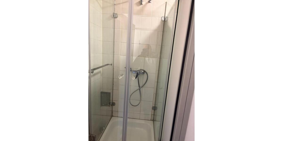 Etagenwohnung Frankfurt am Main Unterliederbach - 1 Zimmer, 20 m&sup2;, 700&euro; | Angebot:24728018