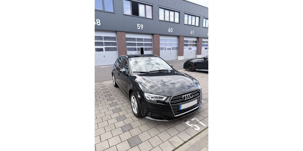 Audi A3 179.900 km 13.700 &euro; Hanau 63454