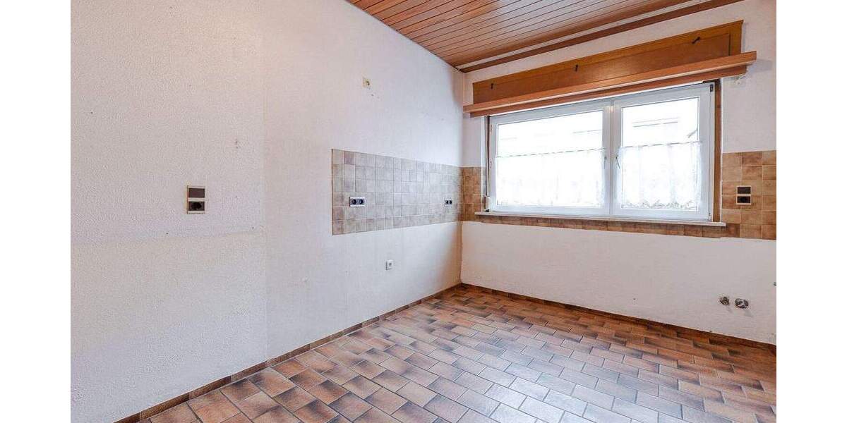 Reihenmittelhaus Frankfurt am Main Dornbusch - 4 Zimmer, 102 m&sup2;, 530.000&euro; | Angebot:25663785