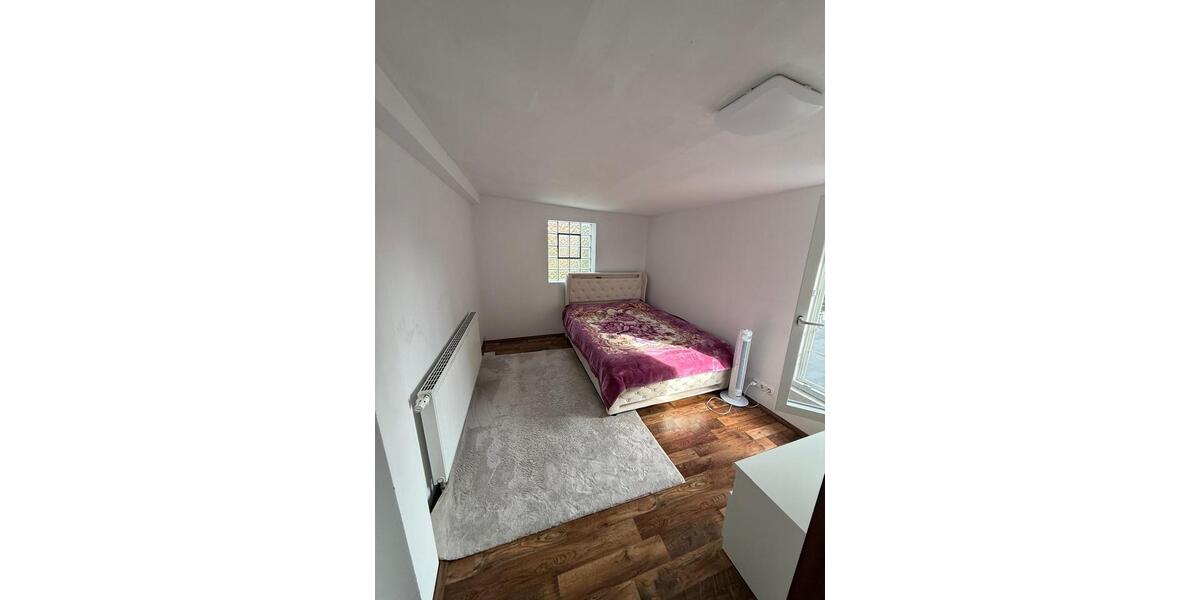 Etagenwohnung Bruchköbel - 3 Zimmer, 65 m&sup2;, 700&euro; | Angebot:27551340