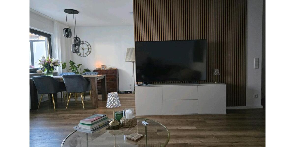 Erdgeschoßwohnung Hanau - 3 Zimmer, 83 m&sup2;, 1.950&euro; | Angebot:27628058