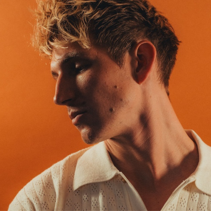 Toni Mogens 12.02.2027 Elfer Music Club