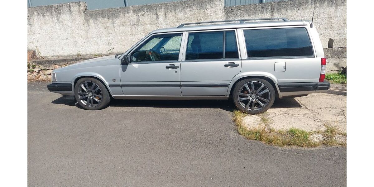 Volvo 940 568.000 km 2.500 &euro; Hammersbach 63574