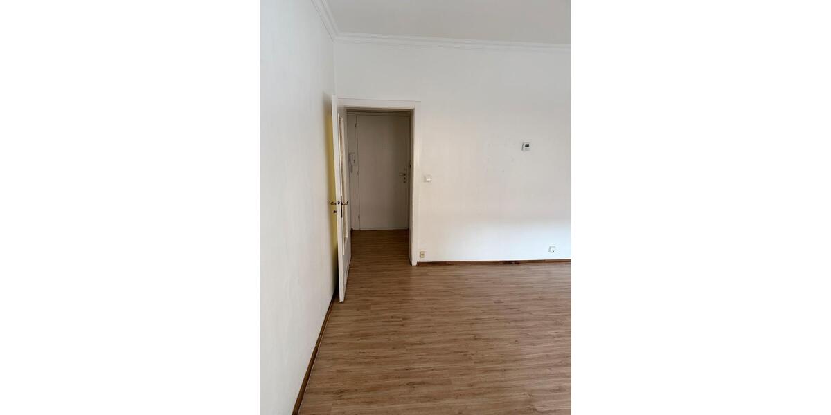 Erdgeschoßwohnung Frankfurt am Main West - 1 Zimmer, 20 m&sup2;, 750&euro; | Angebot:25718519