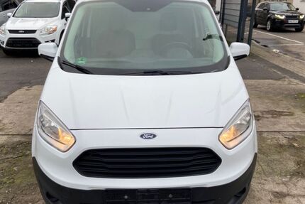 Ford Transit Courier 83.000 km 9.990 &euro; Hanau 63450