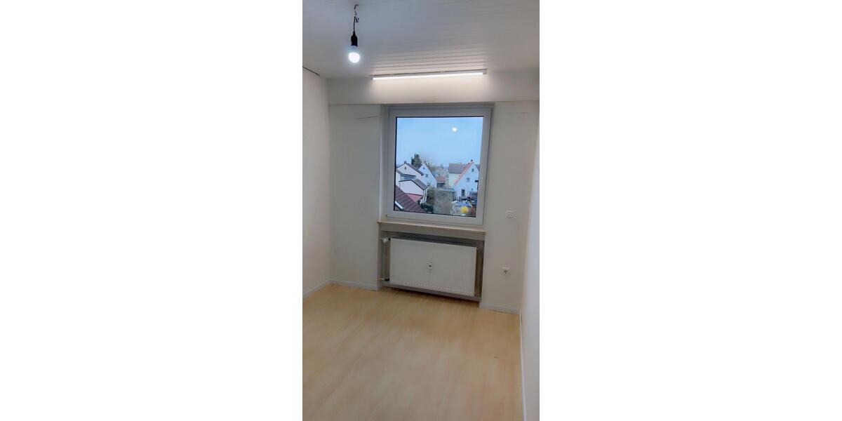 Etagenwohnung Karlstein am Main - 4 Zimmer, 91 m&sup2;, 1.250&euro; | Angebot:25856499