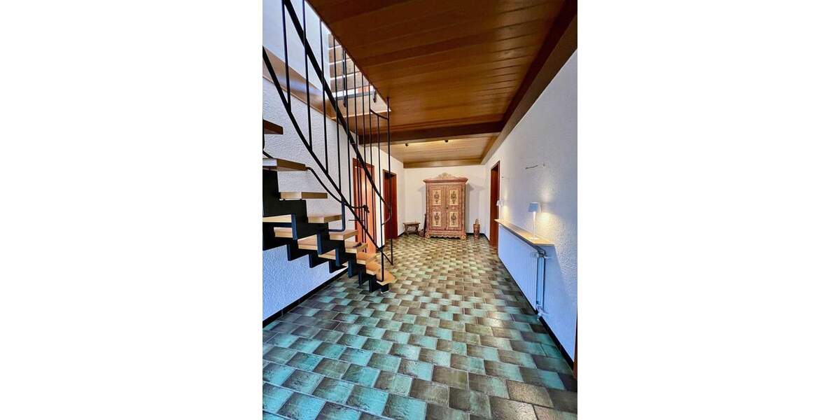 Einfamilienhaus Dieburg - 6 Zimmer, 176 m&sup2;, 1.950&euro; | Angebot:25740760