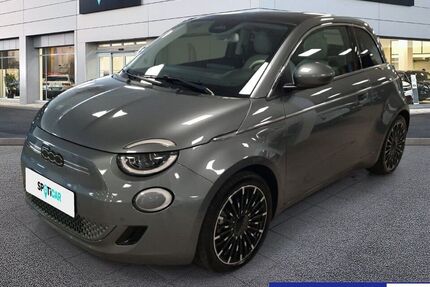 Fiat 500e 6.780 km 21.490 &euro; Frankfurt 60314