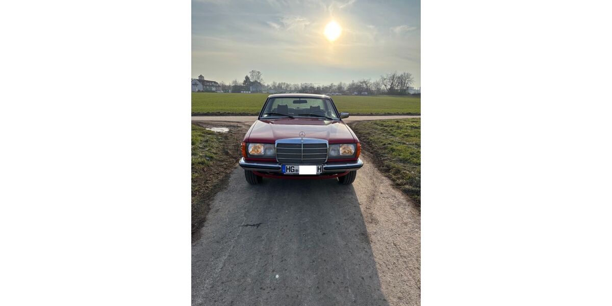 Mercedes-Benz 280 189.000 km 17.000 &euro; Oberursel 61440
