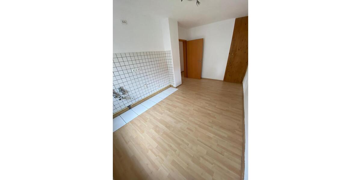 Etagenwohnung Goldbach - 3.5 Zimmer, 90 m&sup2;, 800&euro; | Angebot:25948034