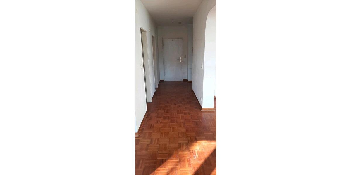 Etagenwohnung Bad Nauheim - 2.5 Zimmer, 70 m&sup2;, 330.000&euro; | Angebot:26986734