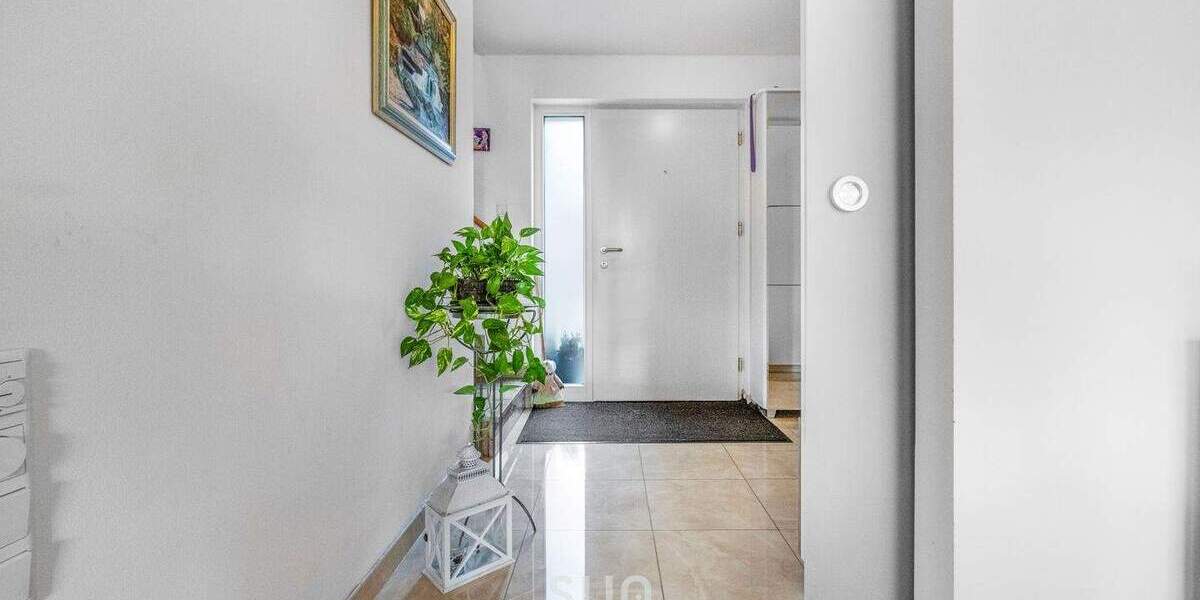 Reihenmittelhaus Frankfurt am Main Kalbach-Riedberg - 6 Zimmer, 160 m&sup2;, 1.150.000&euro; | Angebot:25691061