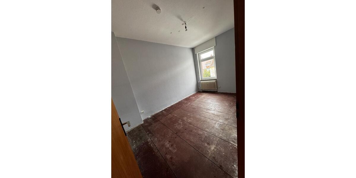 Etagenwohnung Frankfurt am Main Nied - 3 Zimmer, 75 m&sup2;, 800&euro; | Angebot:25933537