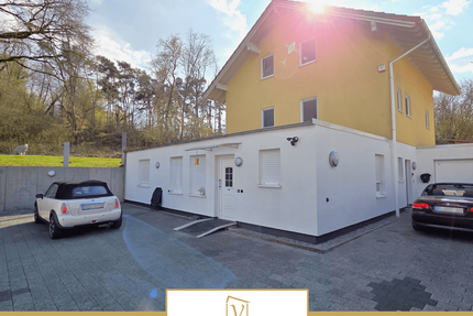 Haus Schöneck - 11 Zimmer, 269 m&sup2;, 749.000&euro; | Angebot:27489982