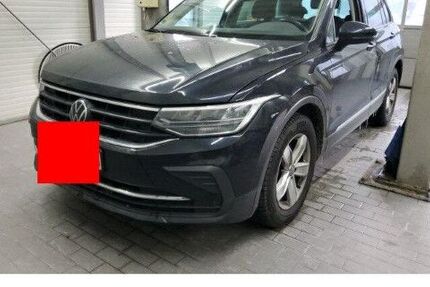 VW Tiguan 72.721 km 29.980 &euro; Frankfurt 60326
