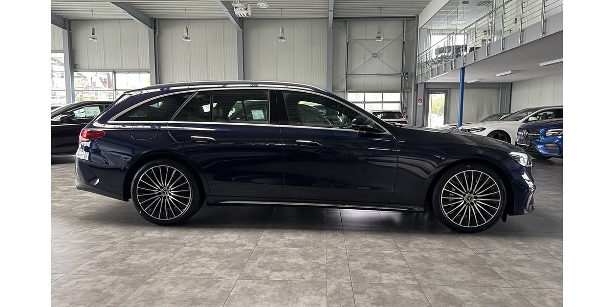 Mercedes-Benz E 300 T de 4M AMG NP:108.510 SUPERSCREEN-AIRMAT. 4.659 km 62.990 &euro; Groß-Umstadt 64823