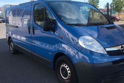 Opel Vivaro 225.100 km 8.900 &euro; Babenhausen 64832
