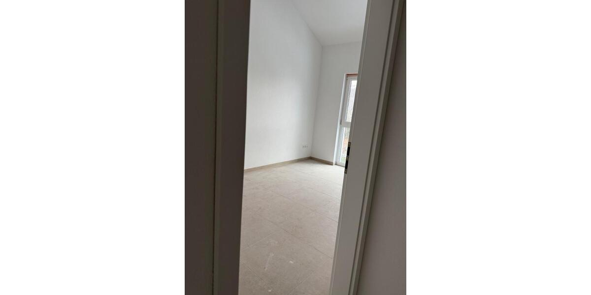 Reihenhaus Bad Homburg vor der Höhe Gonzenheim - 6 Zimmer, 180 m&sup2;, 3.950&euro; | Angebot:27667740
