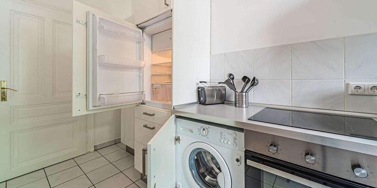 Etagenwohnung Frankfurt am Main Westend-Süd - 2 Zimmer, 67 m&sup2;, 2.460&euro; | Angebot:25661927