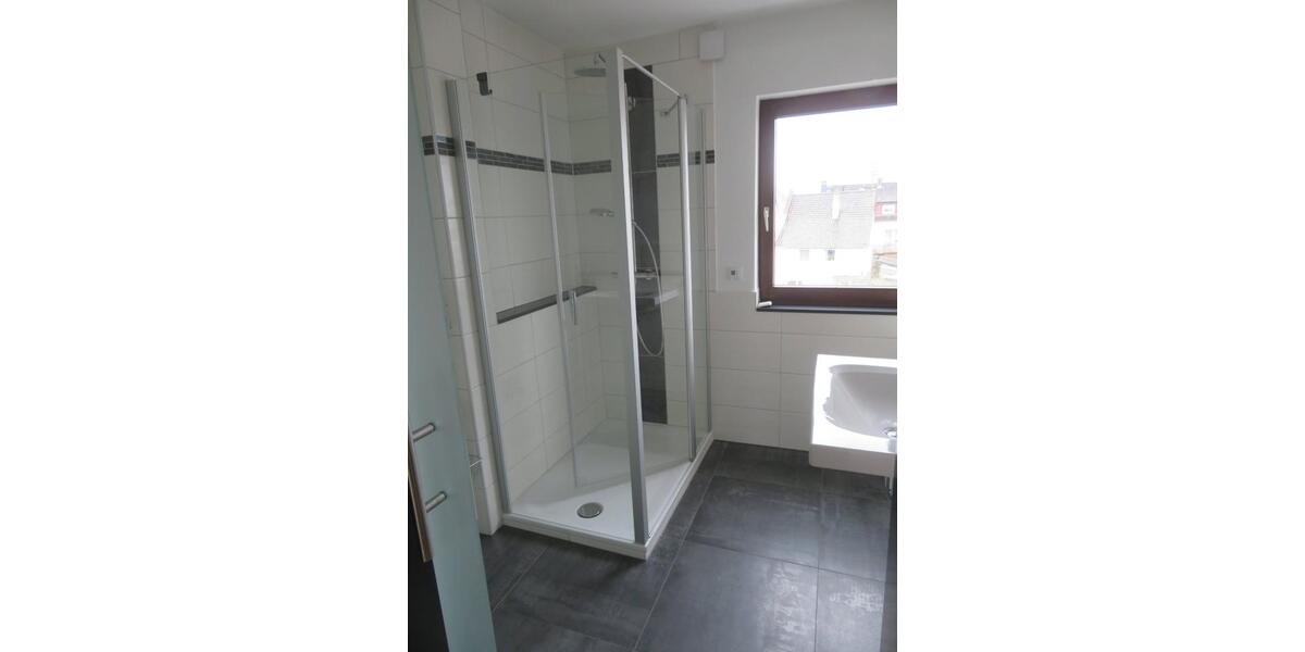 Dachgeschoßwohnung Langen (Hessen) - 2.5 Zimmer, 80 m&sup2;, 850&euro; | Angebot:25941679