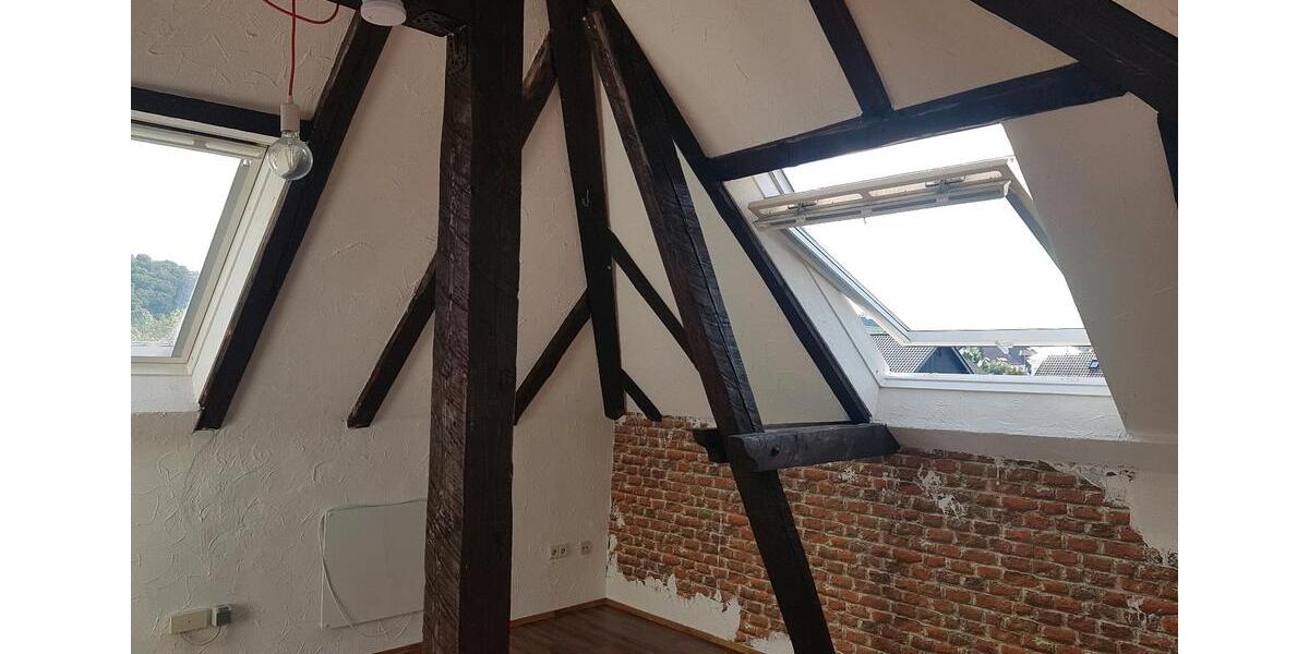 Dachgeschoßwohnung Bad Homburg vor der Höhe Gonzenheim - 1 Zimmer, 45 m&sup2;, 560&euro; | Angebot:25782749